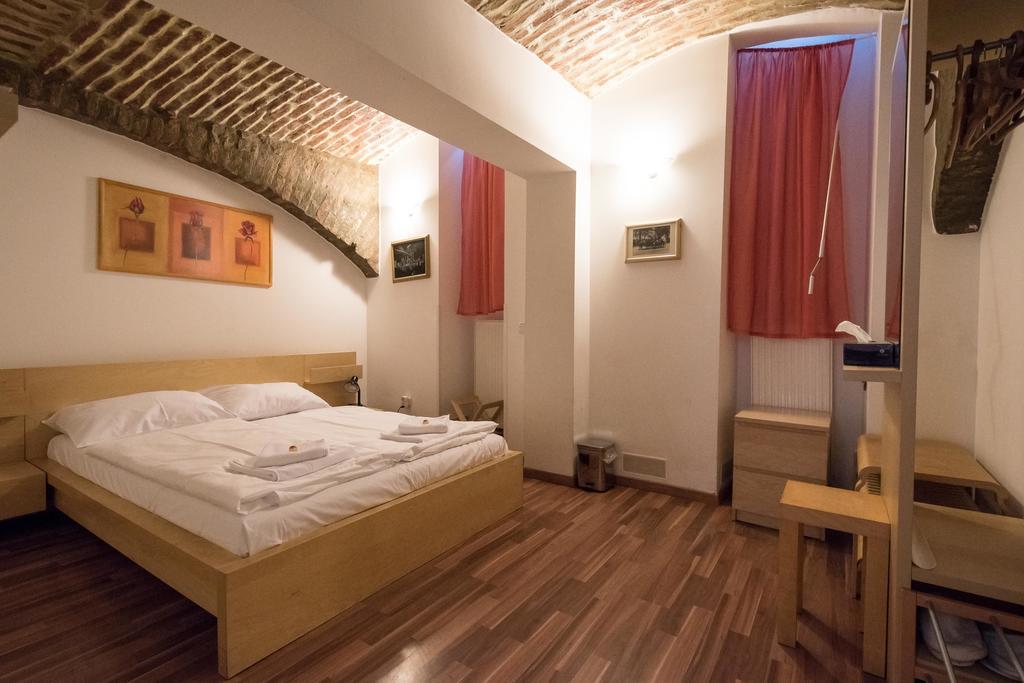 Economy Double Room Private External Bathroom